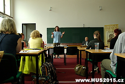 Studenti čtou Husa III._24