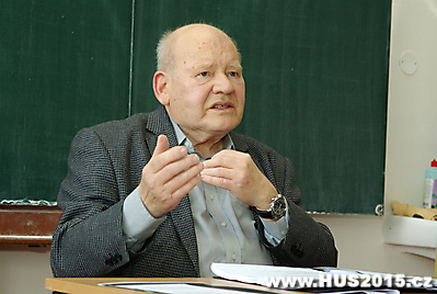 Studenti čtou Husa III._10