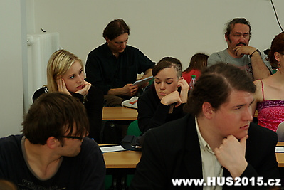 Studenti čtou Husa III._19