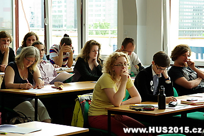 Studenti čtou Husa III._21