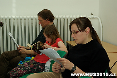 Studenti čtou Husa III._23